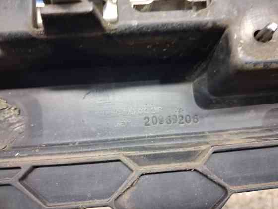 Решетка радиатора Chevrolet Captiva C140 2.2 DIESEL Z22D1 2006 (б/у) Киев