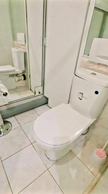 Хозяин: 4 кабинета 82м. Центр Киев Парковка Метро Без комиссии Интернет IT Киев - изображение 5