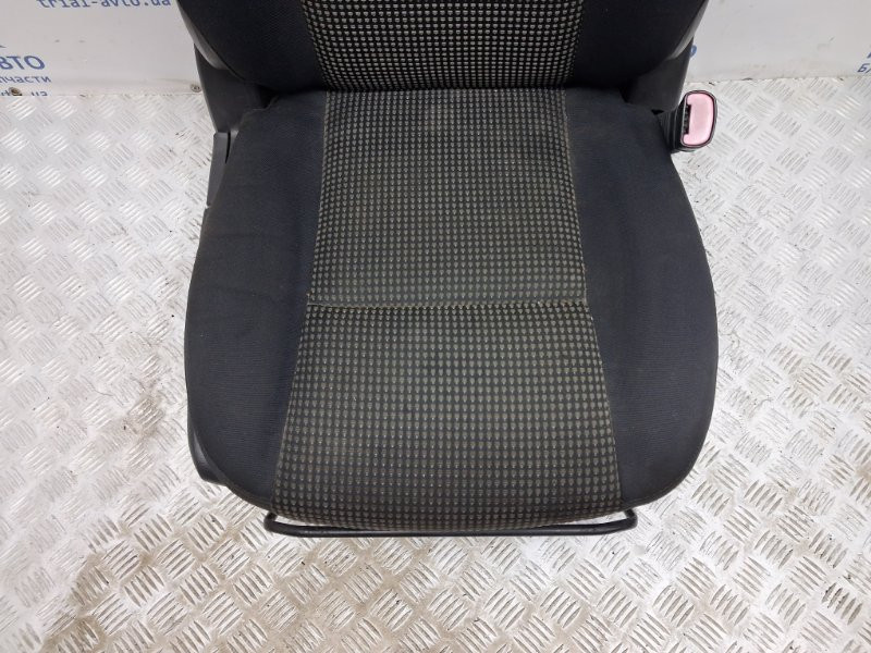 Сиденье переднее правое Chevrolet Captiva C100 2.4 БЕНЗИН Z24SED 2006 (б/у) Київ - зображення 2