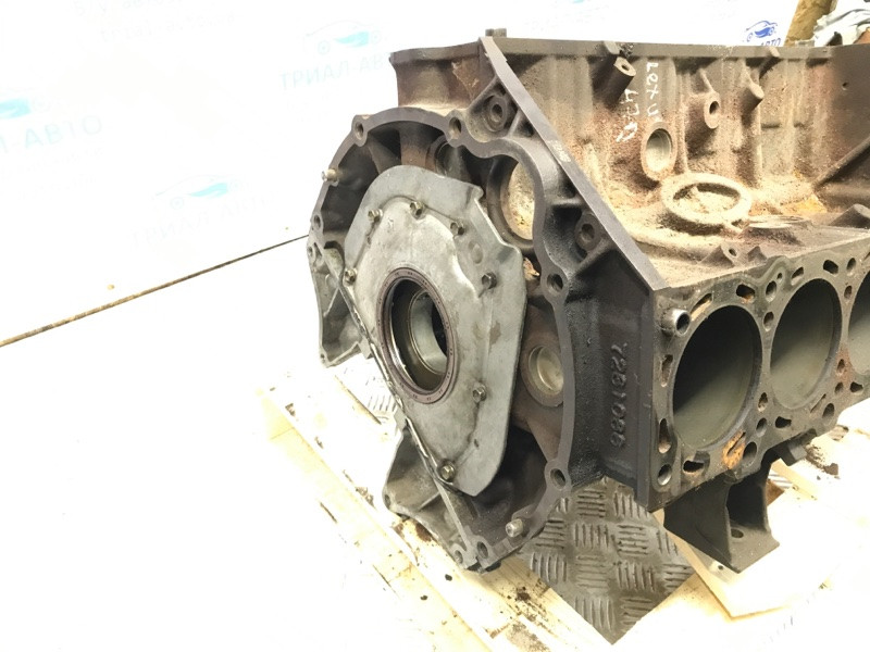 Блок ДВС Toyota Land Cruiser J100 4.7 1998 (б/у) Киев - изображение 3
