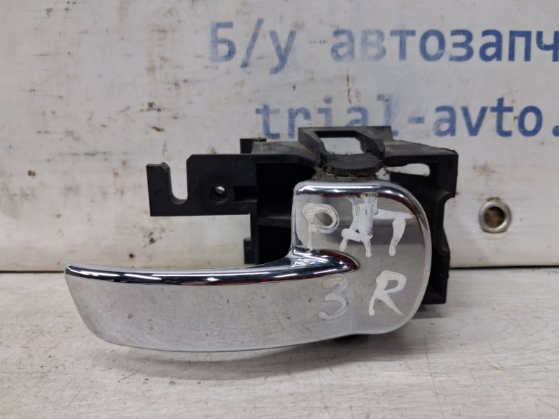 Ручка двери внутренняя правая Nissan Pathfinder R51 2.5 DIESEL YD25DDTI 2004 (б/у) Киев - изображение 1