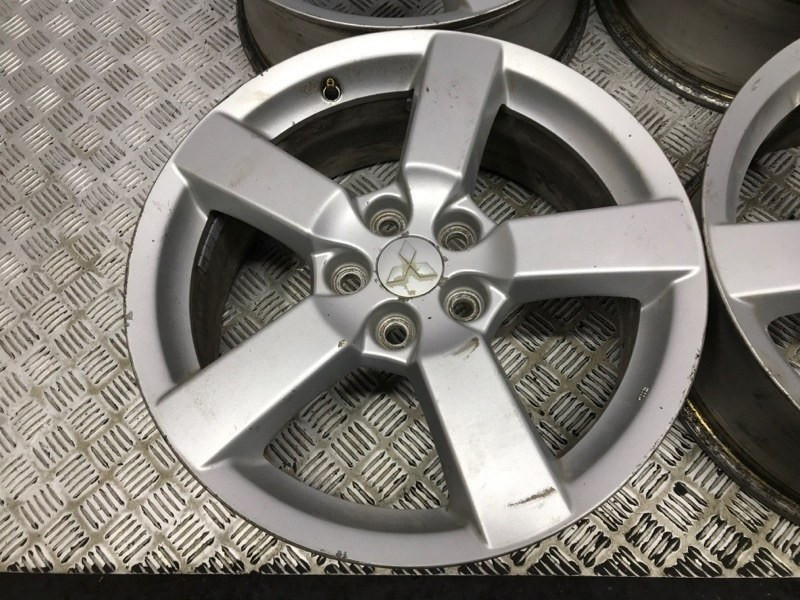 Диски титан комплект R18 Mitsubishi Outlander CU 2.4 БЕНЗИН 4G69 2003 (б/у) Киев - изображение 4