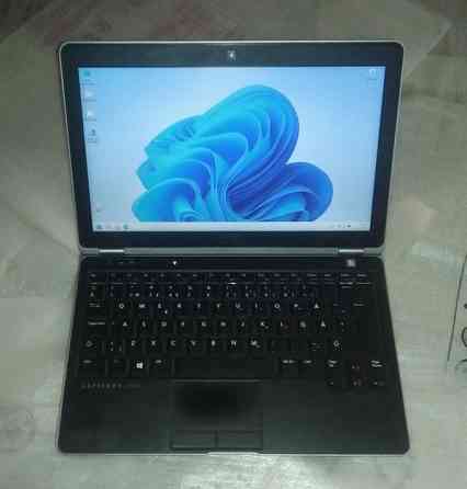 Ноутбук Dell Latitude E6230 с 3G Київ