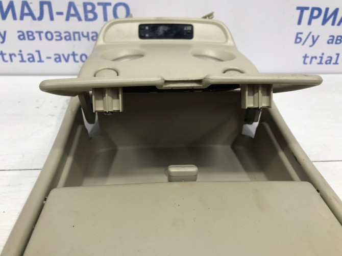 Плафон передний Mitsubishi Pajero Sport K9 3.0 БЕНЗИН 6G72 1996 (б/у) Київ - зображення 4