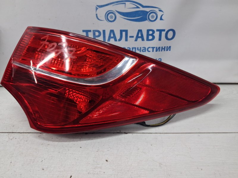 Фонарь задний внешний правый Hyundai Santa fe DM 2.4 БЕНЗИН G4KJ 2012 (б/у) Киев - изображение 4