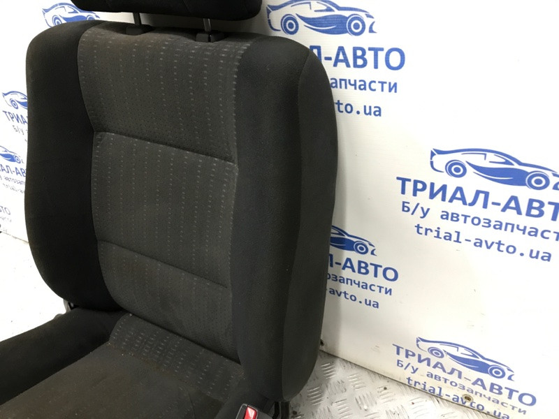 Сиденье переднее правое Mitsubishi Pajero Sport K9 2.5 DIESEL 4D56 1996 (б/у) Київ - зображення 1