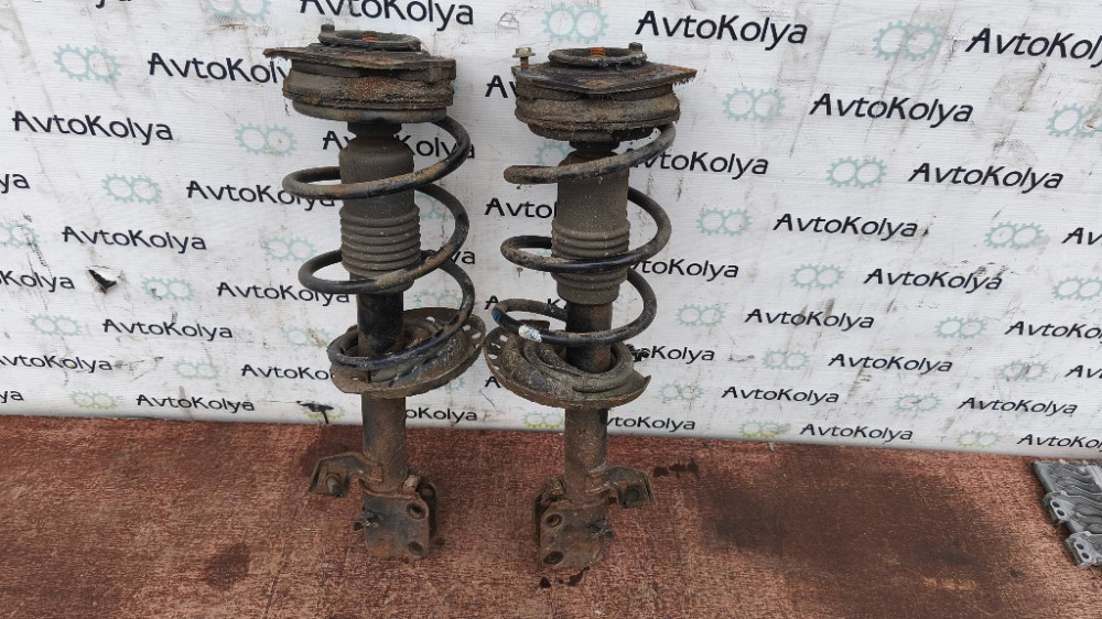 Амортизатор передний (стойка) Nissan Note E11 2005-2012 Ковель - зображення 1