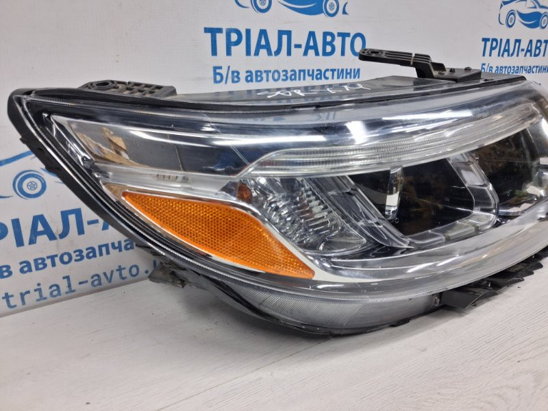 Фара правая Kia Sorento XM 2.4 БЕНЗИН G4KJ 2009 (б/у) Киев - изображение 2