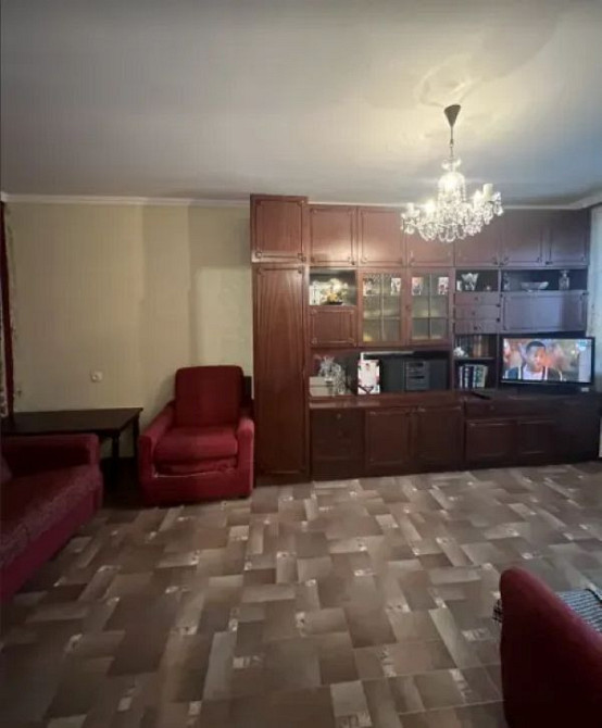 Продам. 2-к.кв. 8/9, ж/м Перемога-3, Набережна Перемоги 108 Днепр - изображение 2