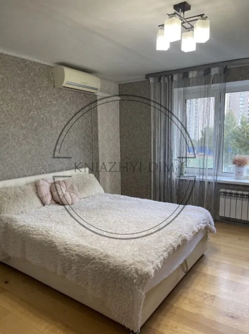 Продаж 2-х к.кв. по вул. Здолбунівській , метро Осокорки в Дарницькому р-ні. Код об'єкту №:21144740 Киев - изображение 1