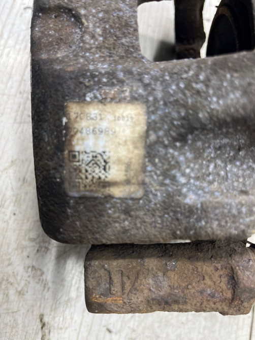 Суппорт передний правый Suzuki Grand Vitara JT 2.0 БЕНЗИН J20A 2005 (б/у) Київ - зображення 6