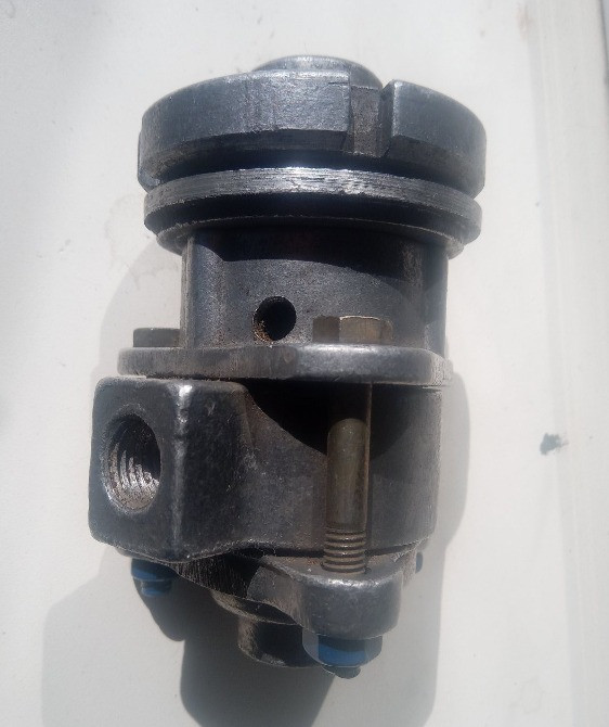 Клапан на -автокран КС-4361, КС-4372, навантажувач ВП-05, экскаватор 4123, ЕО-4124, ЕО-4125, ЕО-5126 Черкаси - зображення 2