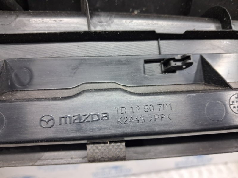 Дефлектор дворников Mazda CX 9 2006-2015 TD11507N0F (Арт. 72448) Київ - зображення 7