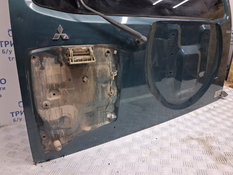 Крышка багажника Mitsubishi Pajero Wagon 3 3.2 ДИЗЕЛЬ 4M41 1999 (б/у) Киев - изображение 3