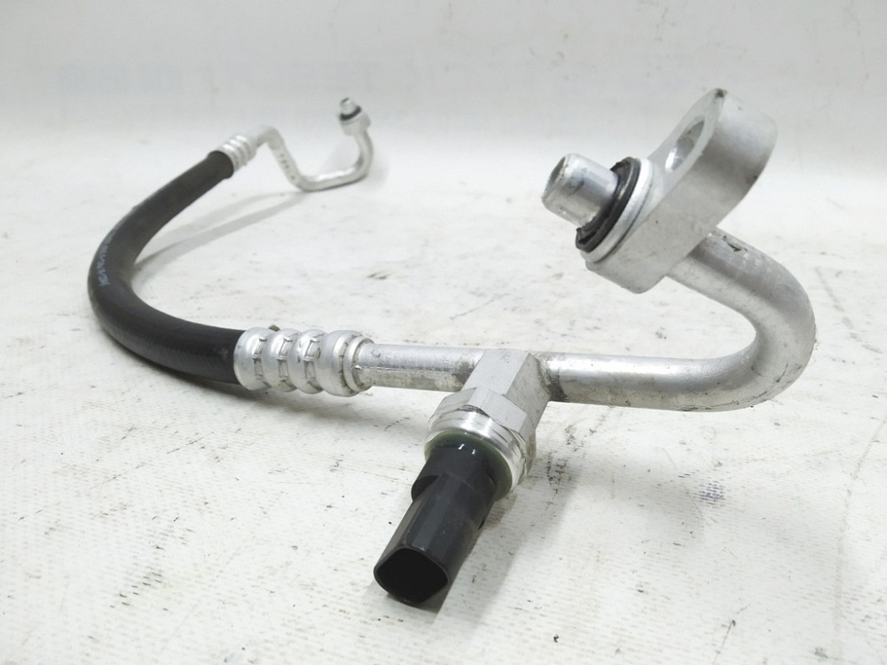 1Трубопровод кондиционера выпускной в сборе с датчиком давления и температуры Tesla model 3 1092158 Киев - изображение 2