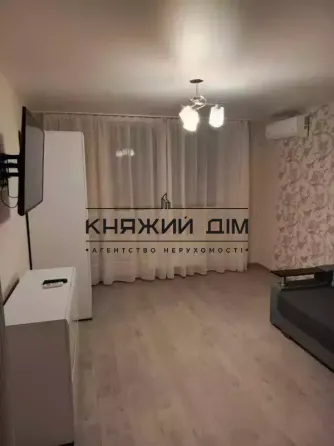 Оренда 1-к квартири, вул. Соломії Крушильницької,15В, код объекта 11177039 Киев