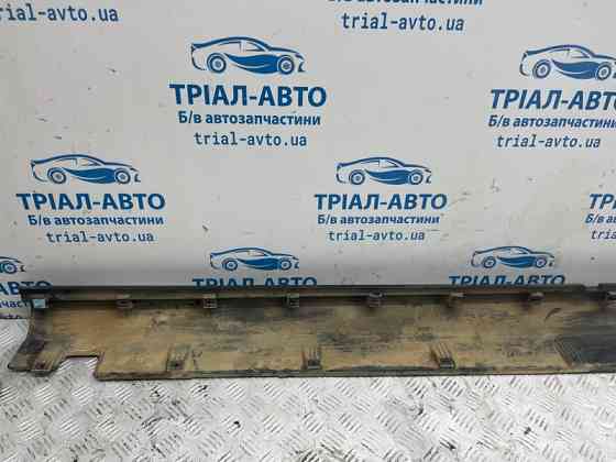 Накладка порога внешняя правая Kia Sorento XM 2.4 БЕНЗИН G4KJ 2009 (б/у) Киев