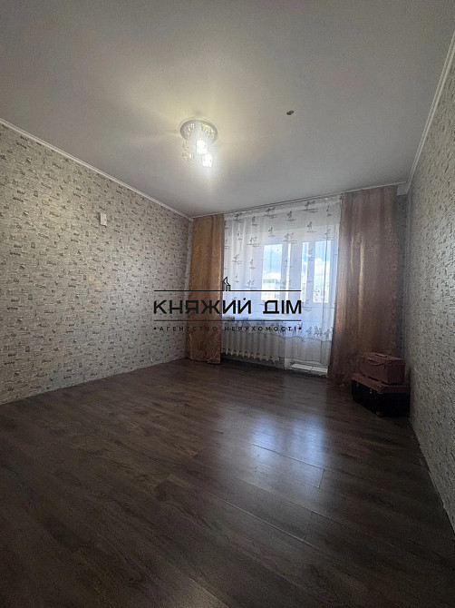 Продаж 3-х кімнатної ,м.Харьківська або м.Позняки вул Вишняківська  5А код 21147398 Киев - изображение 1