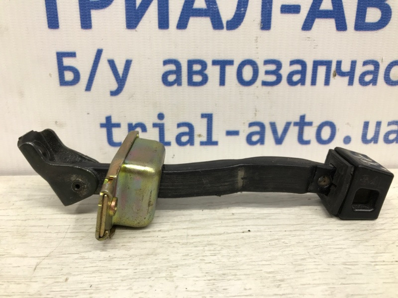 Ограничитель двери задний левый Mitsubishi Outlander XL 2.2 DIESEL 4N14 2007 (б/у) Киев - изображение 1