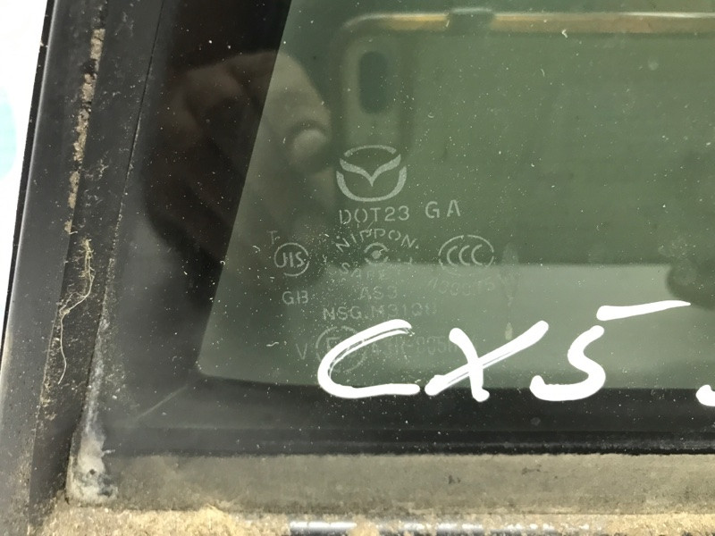Стекло двери задней правой (форточка) Mazda CX 5 KE 2.2 DIESEL 2011 (б/у) Київ - зображення 3