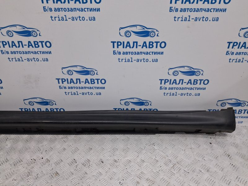 Накладка порога внешняя правая Nissan Juke F15 1.6 TURBO MR16DDT 2010 (б/у) Киев - изображение 3