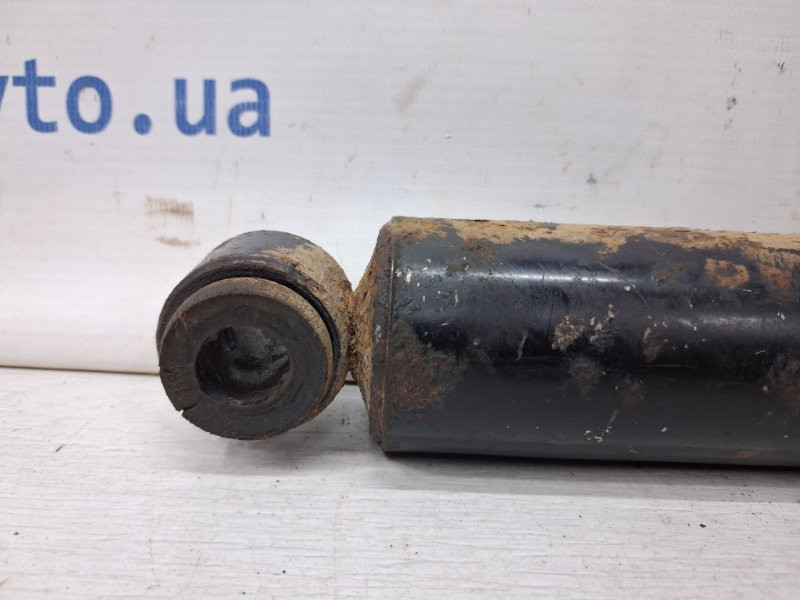 Амортизатор задний Nissan Navara D40 2.5 DIESEL YD25DDTI 2004 (б/у) Киев - изображение 2