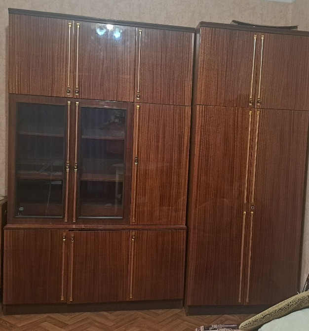 Мебельная стенка, две секции, 100 грн. Киев - изображение 1