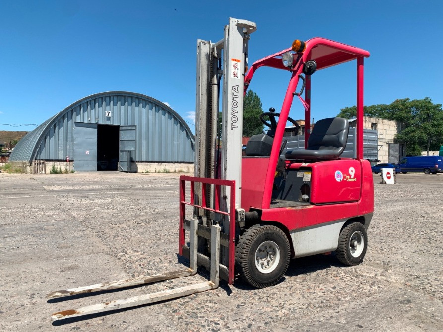 Вилочный автопогрузчик Toyota на 0.9 тонн, компакт-модель. Модель: 40-3FGL9 Умань - изображение 3