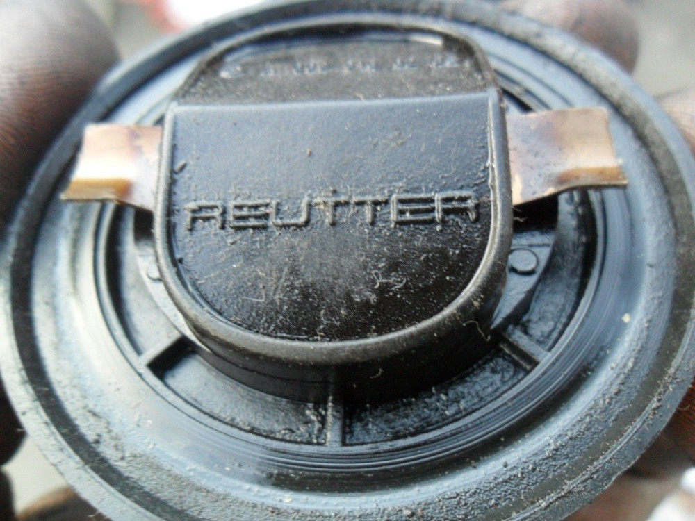 A0000100285, Кришка маслогорловини Mерседес, оригінал Mercedes Вінниця - зображення 3