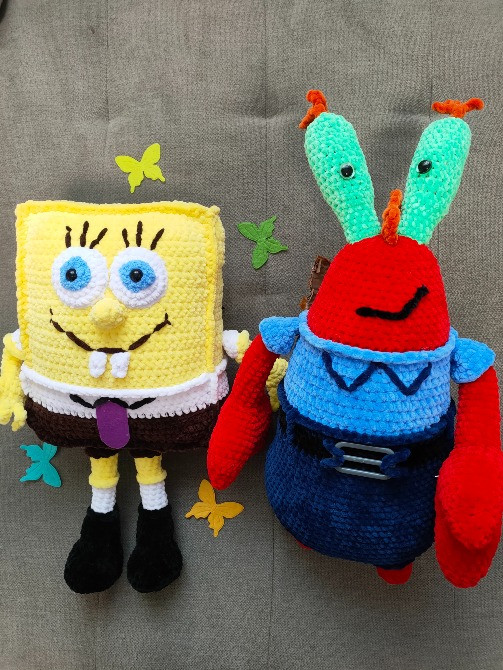 Губка Боб квадратні штани іграшка в'язана ручна робота квадрат 24х20 Нововолинськ - зображення 5