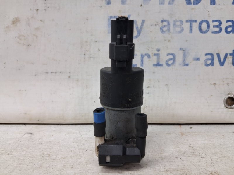 Насос омывателя стекла Nissan Qashqai J11 1.2 БЕНЗИН HRA2DDT 2013 (б/у) Киев - изображение 2