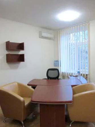 Арсенальна метро,вул Інституська 24\7, офіс 133м Киев