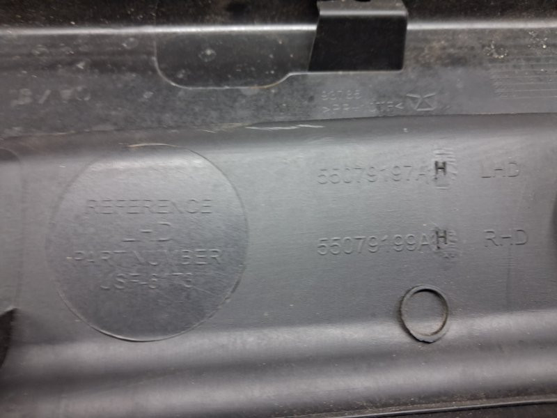 Дефлектор дворников Jeep Grand Cherokee 2010-2022 55079197AH (Арт. 72471) Київ - зображення 4