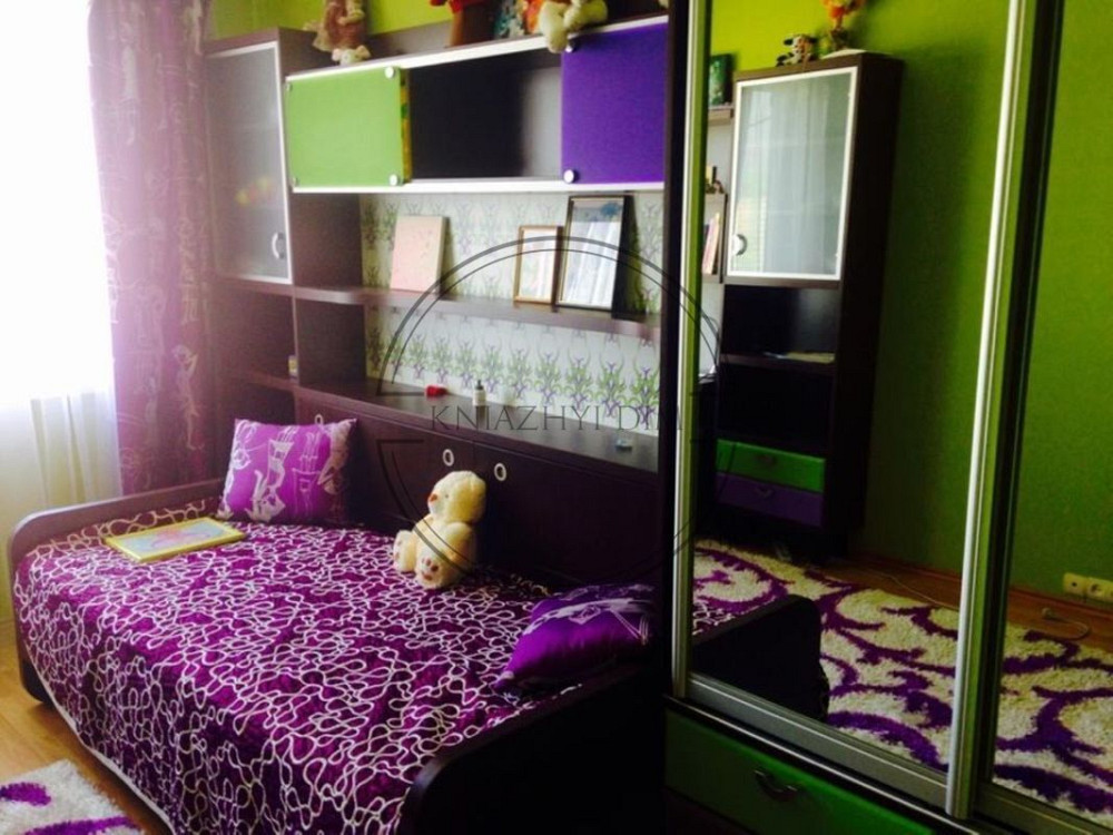 Продається чудова 3 кімнатна роздільна квартира на Подолі, на проспекті Правди 8 А Київ - зображення 4