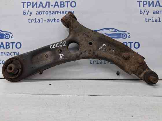 Рычаг правый Kia Ceed JD 1.6 DIESEL D4FB 2012 (б/у) Киев