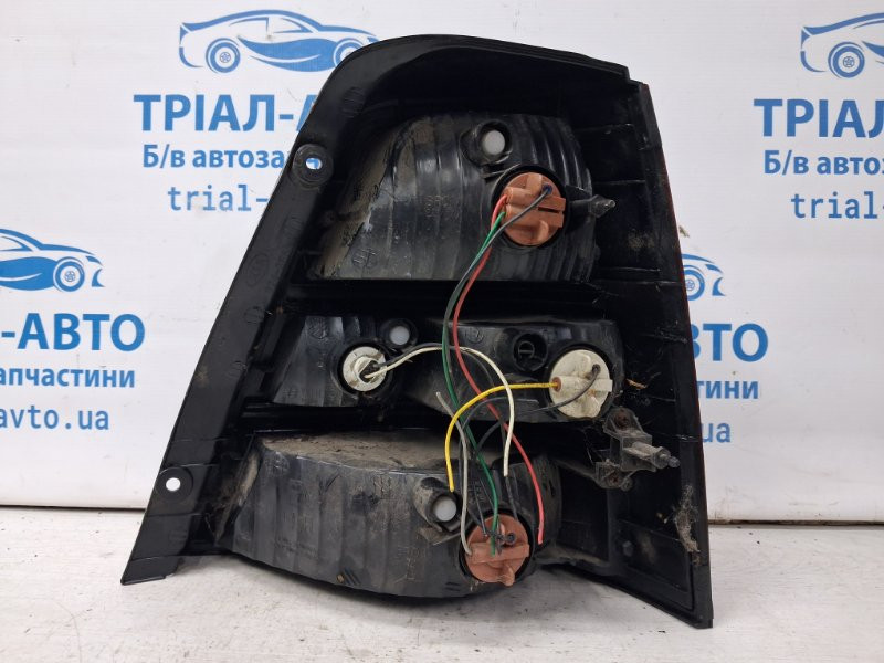 Фонарь задний внешний левый Kia Sorento BL 2.5 DIESEL D4CB 2002 (б/у) Київ - зображення 4