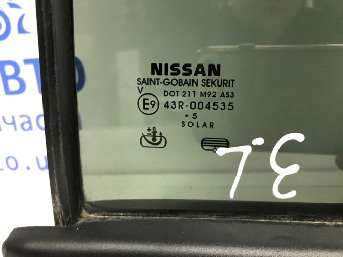 Стекло двери задней левой (форточка) Nissan Pathfinder 2004-2014 82263EB33A (Арт. 56037) Київ - зображення 3