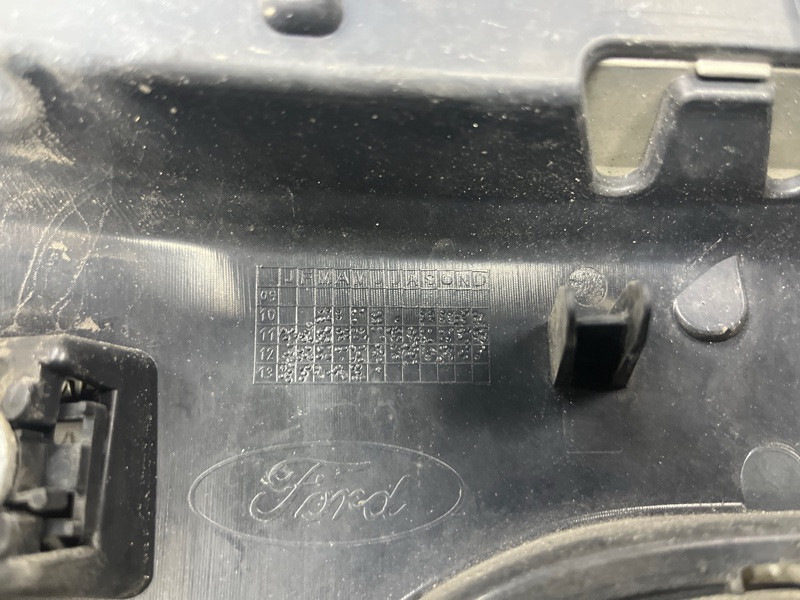 Решетка радиатора Ford Explorer 5 3.5 БЕНЗИН ENKX0 2011 (б/у) Киев - изображение 7