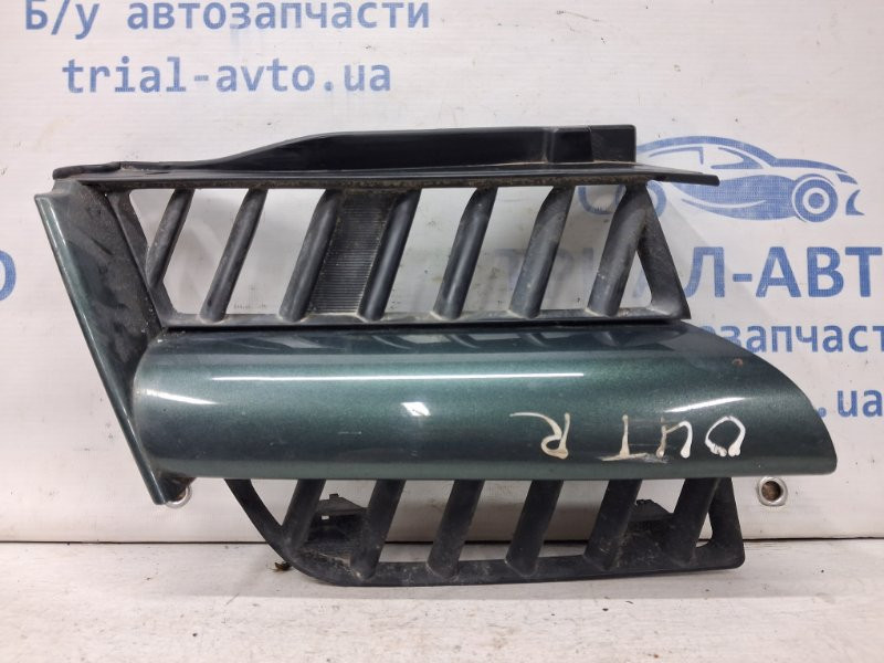 Решетка радиатора Mitsubishi Outlander CU 2.4 БЕНЗИН 4G69 2003 прав. (б/у) Київ - зображення 1