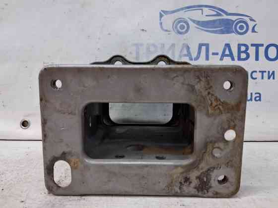 Кронштейн усилителя переднего бампера Kia Ceed ED 1.6 DIESEL D4FB 2006 лев. (б/у) Киев