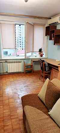 м. Университет. Сдам квартиру. Киев