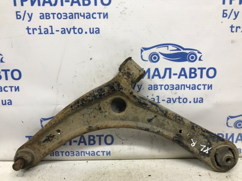 Рычаг правый Mitsubishi Outlander XL 2.2 DIESEL 4N14 2007 (б/у) Київ - зображення 1