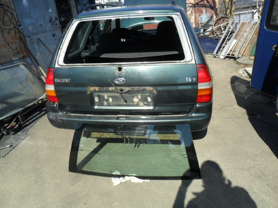 Скло заднє Форд Ескорт 90-2001 рр.., універсал, оригінал Вінниця - зображення 1