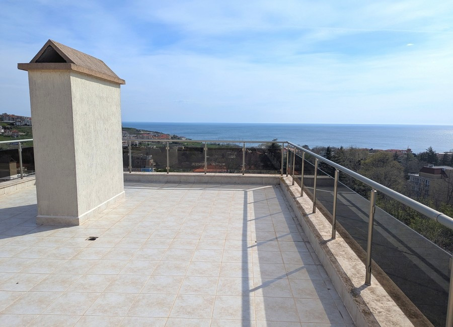 Двухуровневая 2-х комнатная квартира в центре города и в 500 м от пляжа в г. Бяла (Болгария) Киев - изображение 5