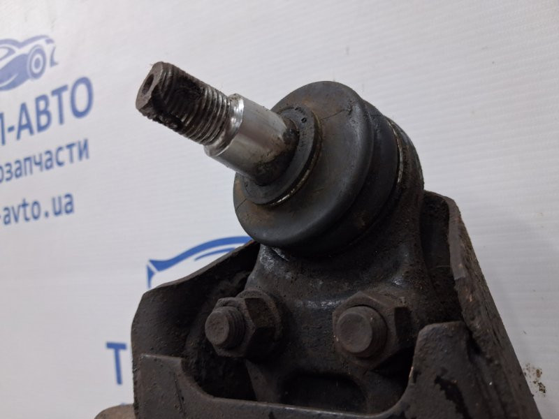 Рычаг передний нижний правый Mitsubishi Pajero Wagon 3 3.2 ДИЗЕЛЬ 4M41 1999 (б/у) Киев - изображение 2