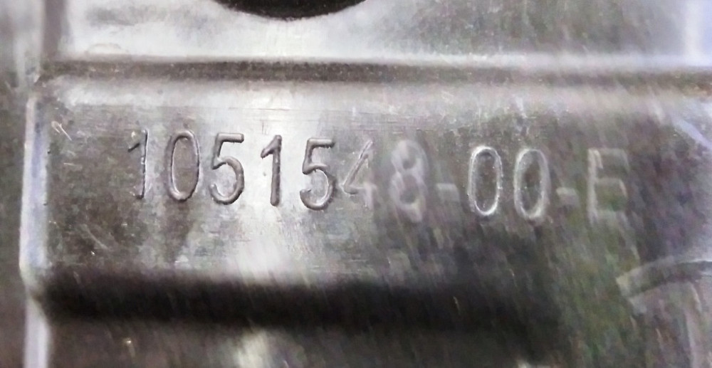 Кронштейн облицовки двери задней левой передний верхний (с повреждениями) Tesla model X 1055048-07-J Київ - зображення 3