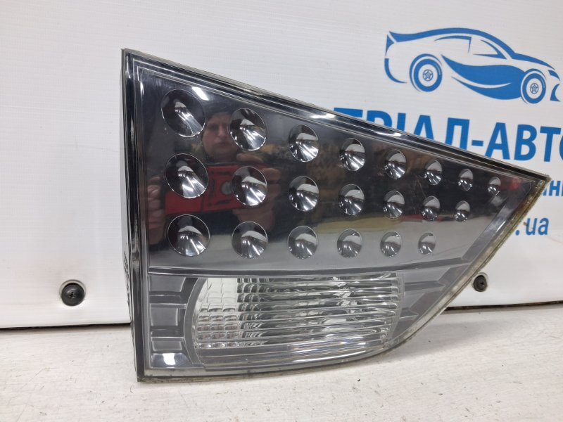 Фонарь задний внутренний левый Mitsubishi Outlander XL 2.4 БЕНЗИН 4B12 2007 (б/у) Київ - зображення 2