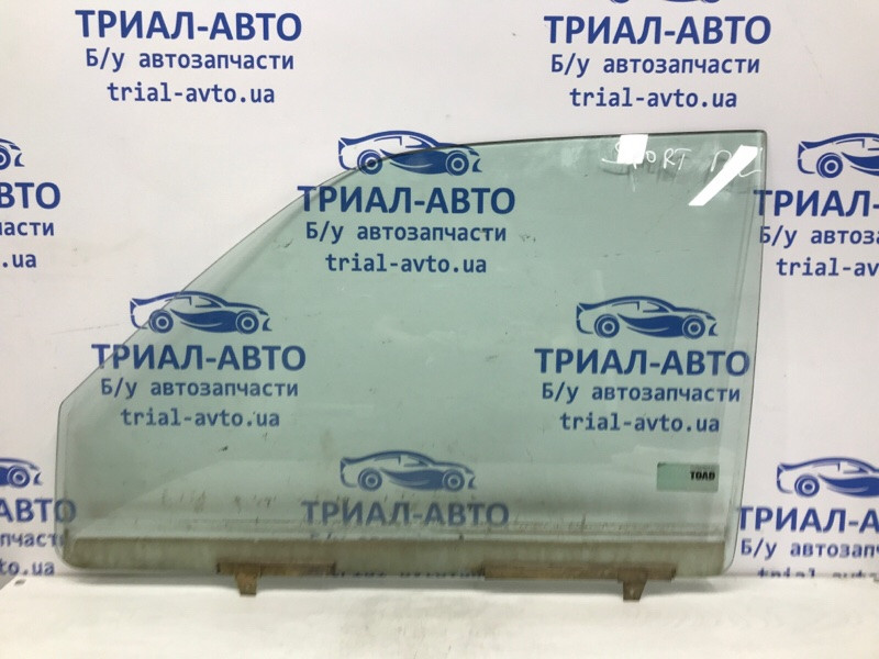 Стекло двери переднее левое Mitsubishi Pajero Sport K9 2.5 DIESEL 4D56 1996 (б/у) Київ - зображення 1