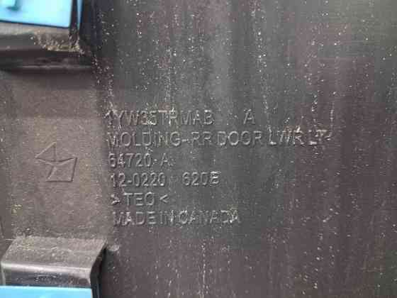 Накладка двери Jeep Cherokee KL 2.4 БЕНЗИН ED6 2013 задн. лев. (б/у) Киев