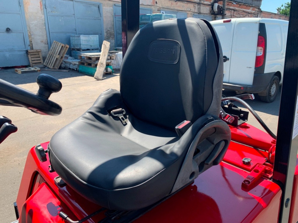 Вилочний газ-бензиновий автонавантажувач Nissan з двома додатковими секцiями Одесса - изображение 10